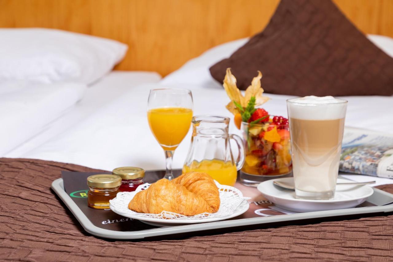 Отель Parkhotel Ruegen Берген-ауф-Рюген